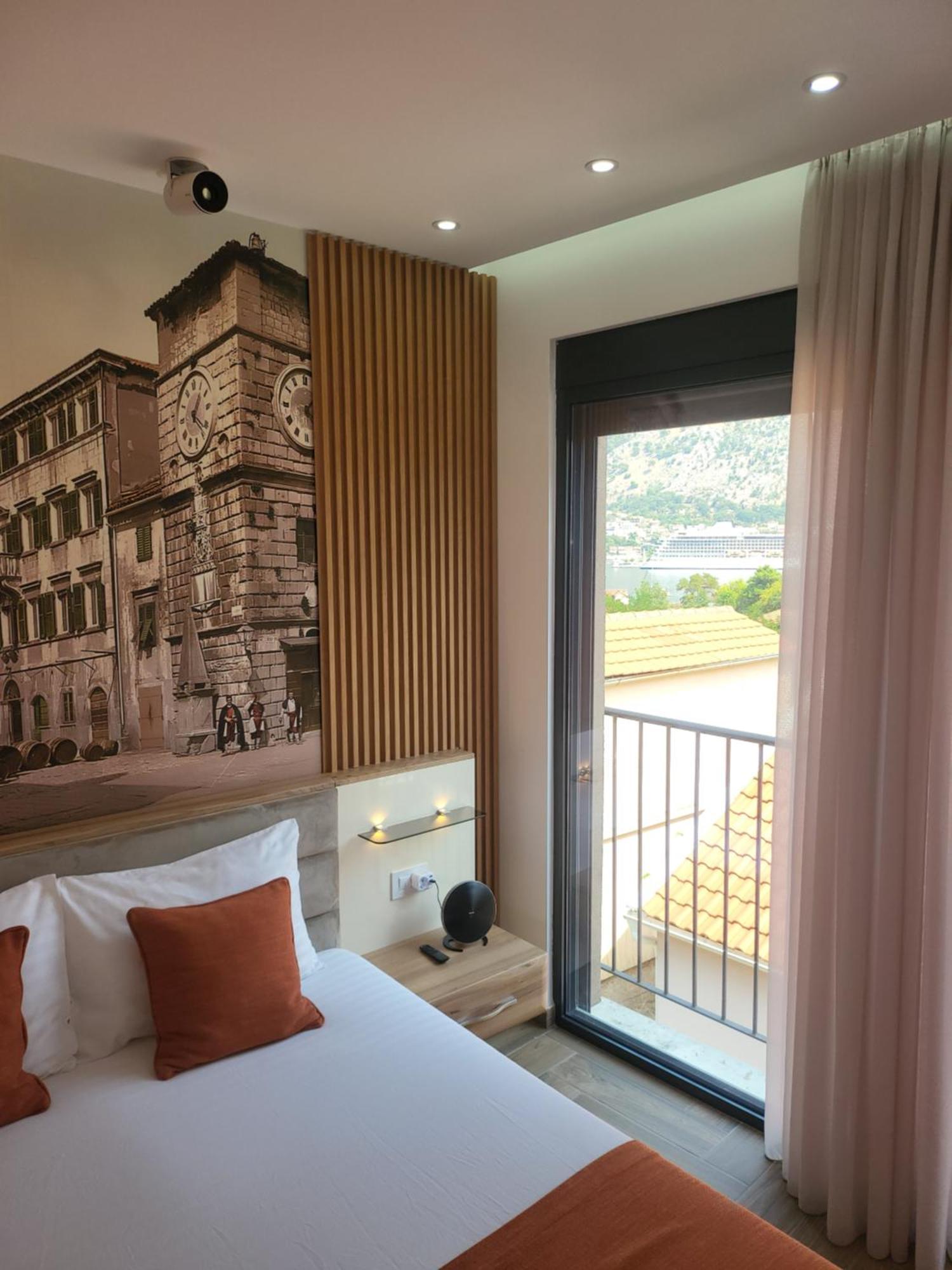 Marea Deluxe Apartments Котор Екстериор снимка